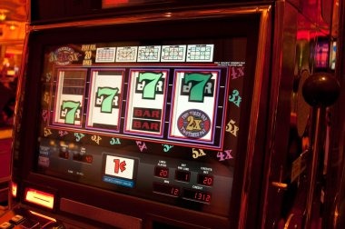 danavip live casino community: players chatting at a baccarat table with dealer